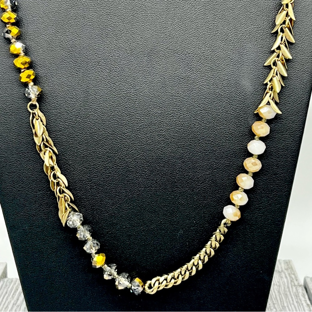 258. Chloe + Isabel Crystal Gold Chain Leaf Necklace.